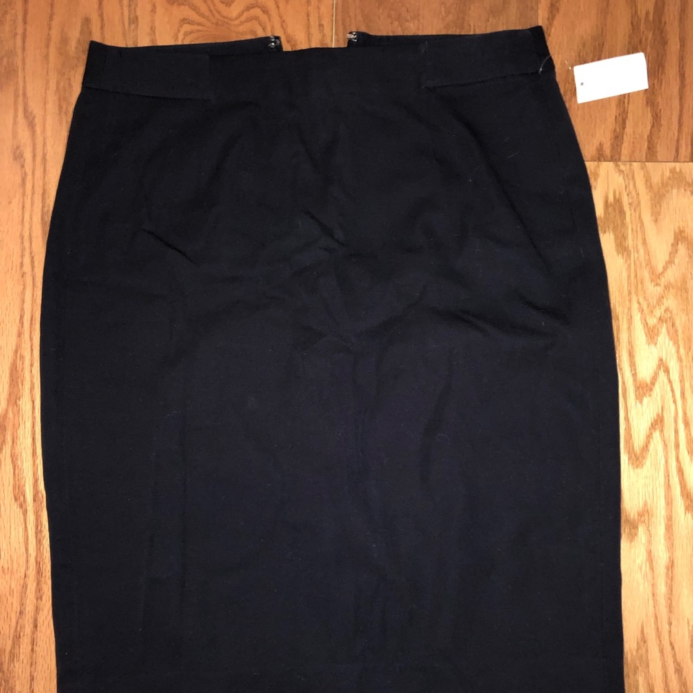 Gap navy blue pencil skirt